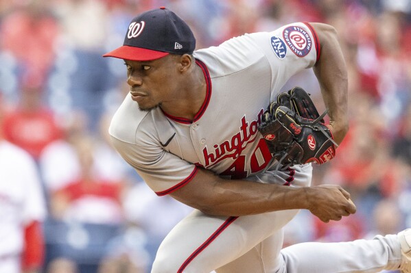 Washington top nationals gear